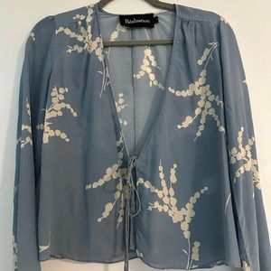 Réalisation Par | Light Blue Blouse 🩵